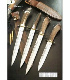 Muela Alcaraz knives with stag horn handle