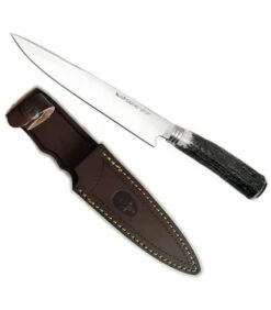 Muela Gaucho knife hunting, deer antler