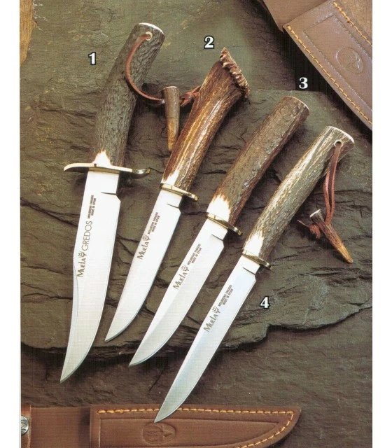 Muela Knife Gredos fist stag horn 1 Muela Knife Gredos fist stag horn
