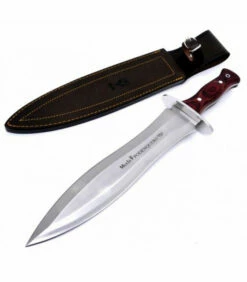 Muela Podenquero knife with rosewood wood handle